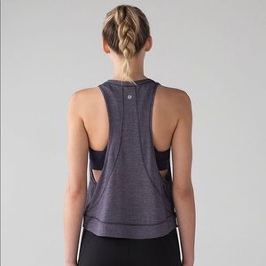 Lululemon perfect pace tank 4